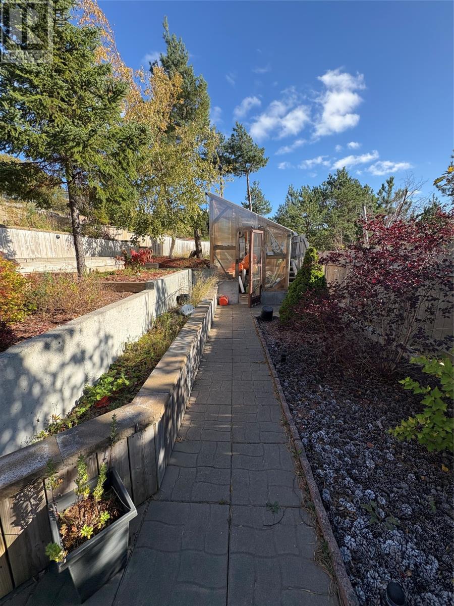 31 READERS HILL Crescent, CHAMBERLAINS- MANUALS — photo 24