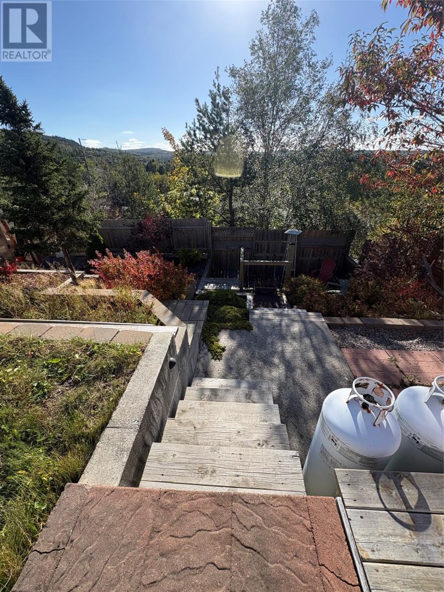 31 READERS HILL Crescent, CHAMBERLAINS- MANUALS — photo 26