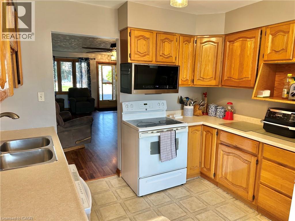 38 Mann Avenue, Simcoe, Ontario  N3Y 5J2 - Photo 5 - 40866802