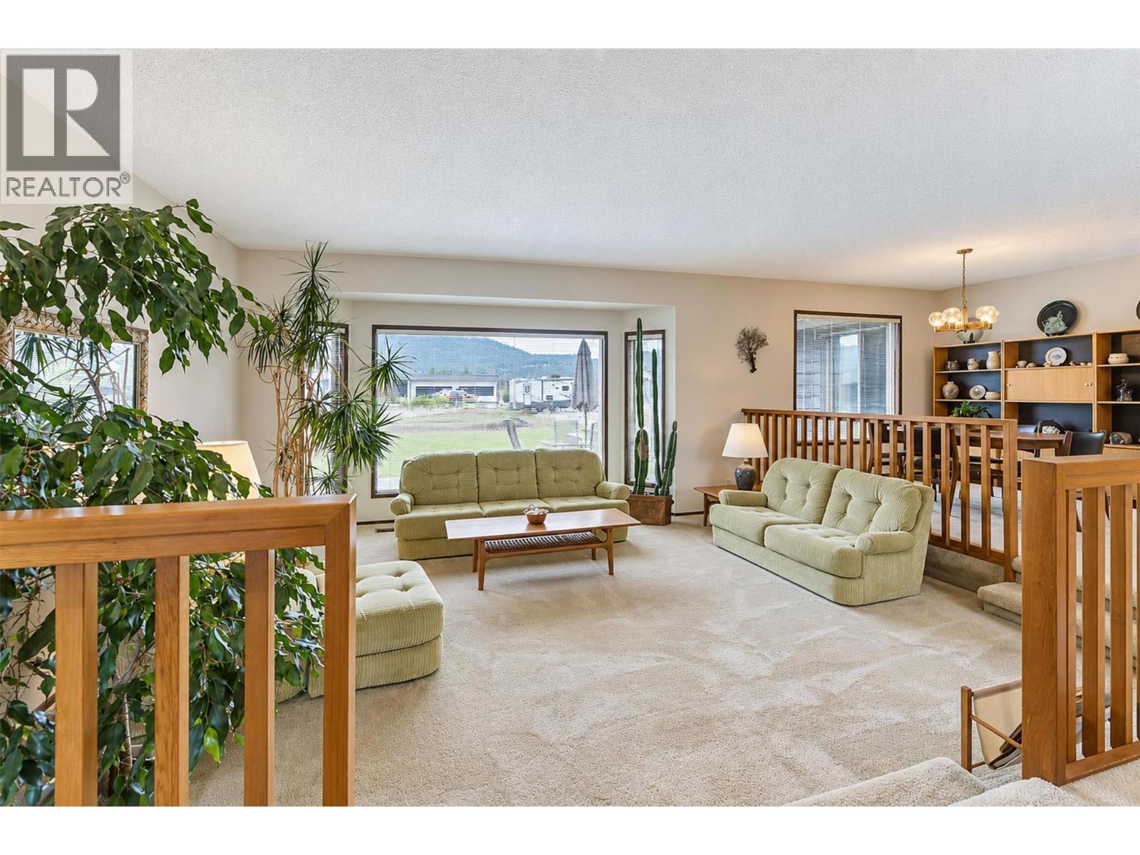 392 Valley Road N, Kelowna, British Columbia  V1V 2G1 - Photo 11 - 10402127