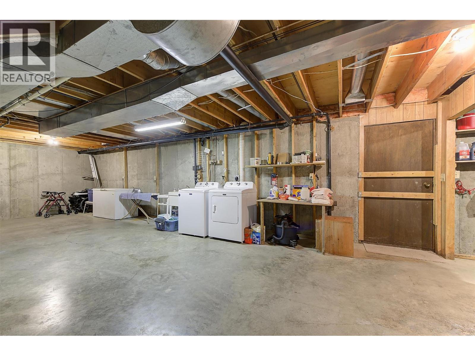 392 Valley Road N, Kelowna, British Columbia  V1V 2G1 - Photo 44 - 10402127