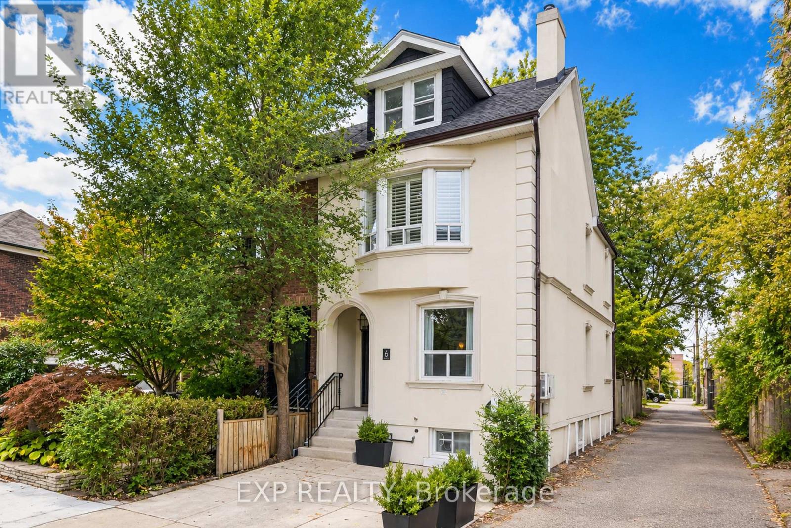 6 LOUISE AVENUE, Toronto, Ontario