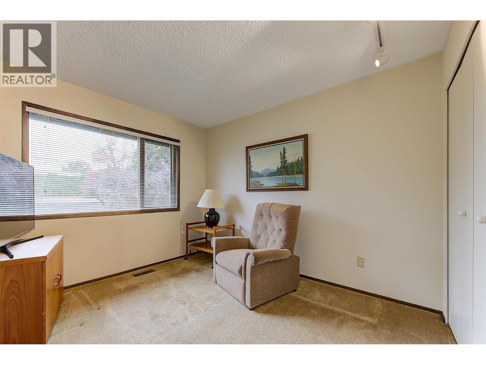 392 Valley Road N, Kelowna, British Columbia  V1V 2G1 - Photo 38 - 10402127