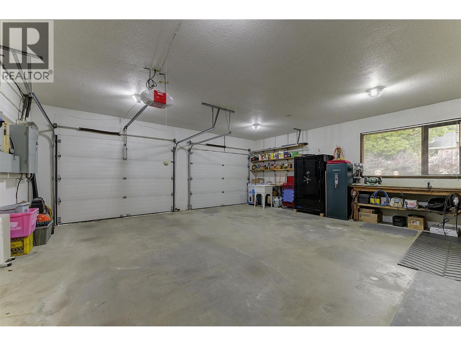 392 Valley Road N, Kelowna, British Columbia  V1V 2G1 - Photo 42 - 10402127