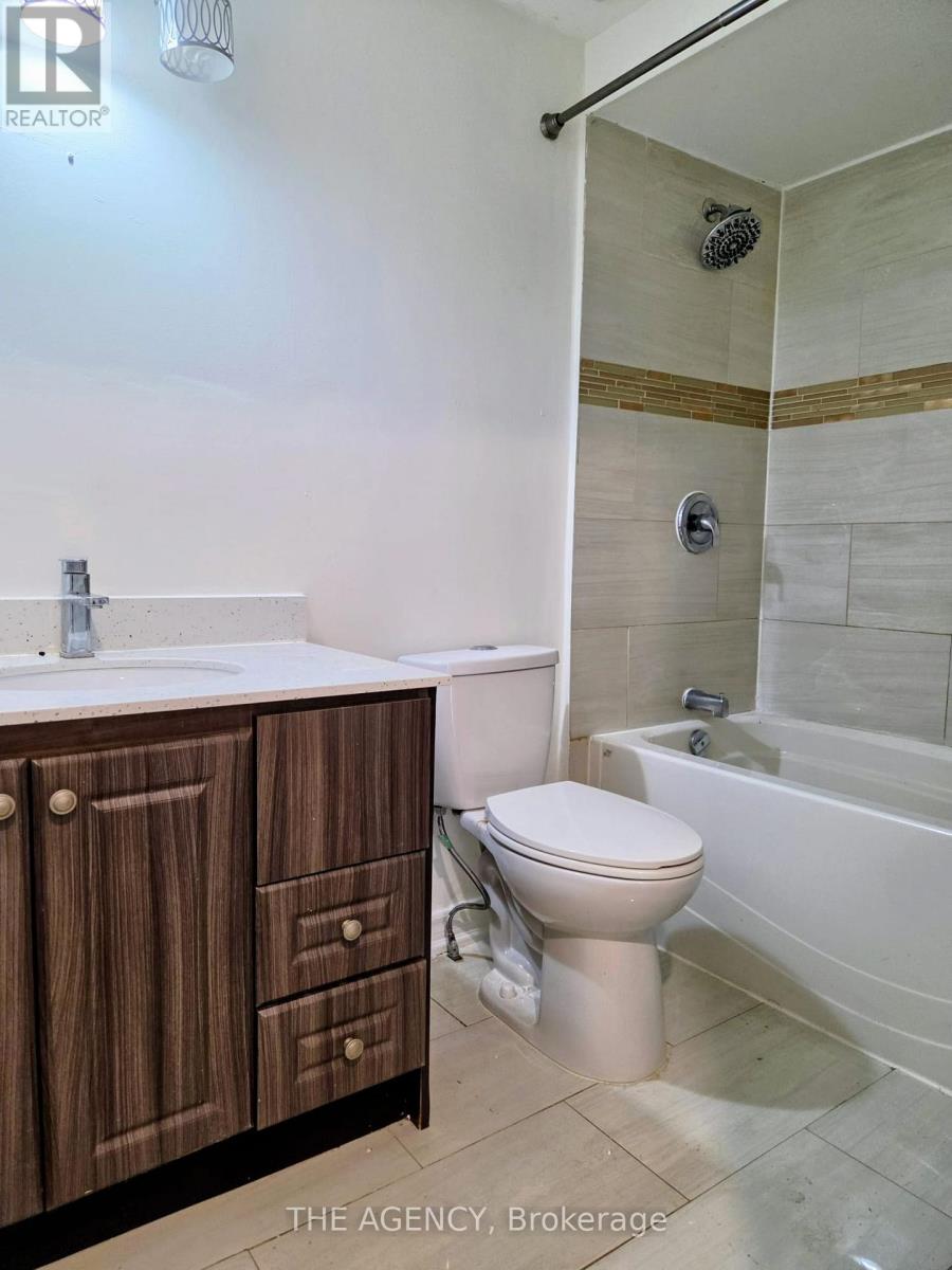 97 Mullen Drive, Ajax, Ontario  L1T 2B3 - Photo 11 - E14027430