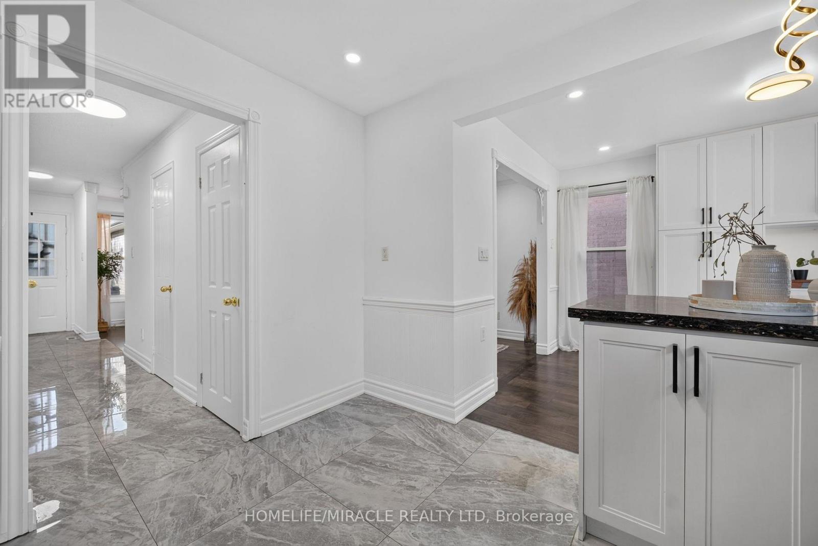 3 Trawley Crescent, Ajax, Ontario  L1S 5Y7 - Photo 19 - E14027440