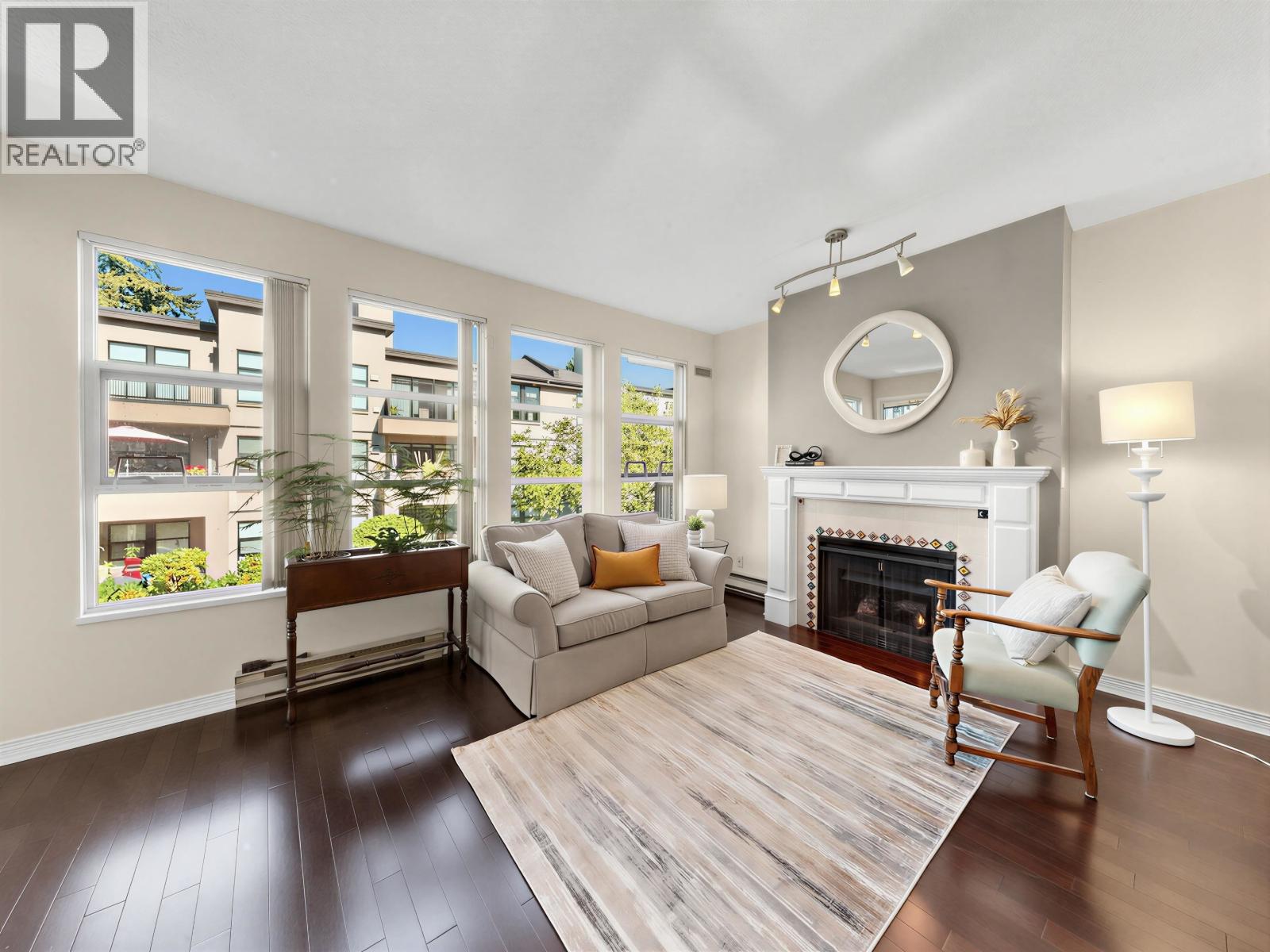 221 3769 W 7th Avenue, Vancouver, British Columbia  V6R 1W6 - Photo 2 - R3174557