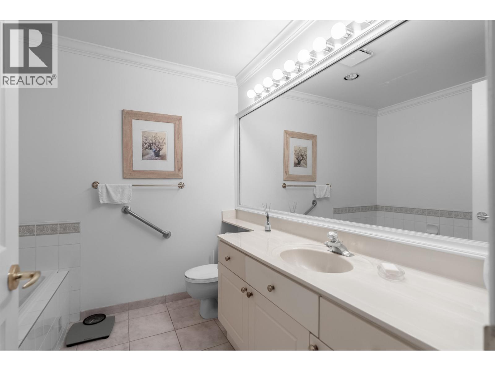 101 160 W Keith Road, North Vancouver, British Columbia  V7M 3M2 - Photo 16 - R3174598