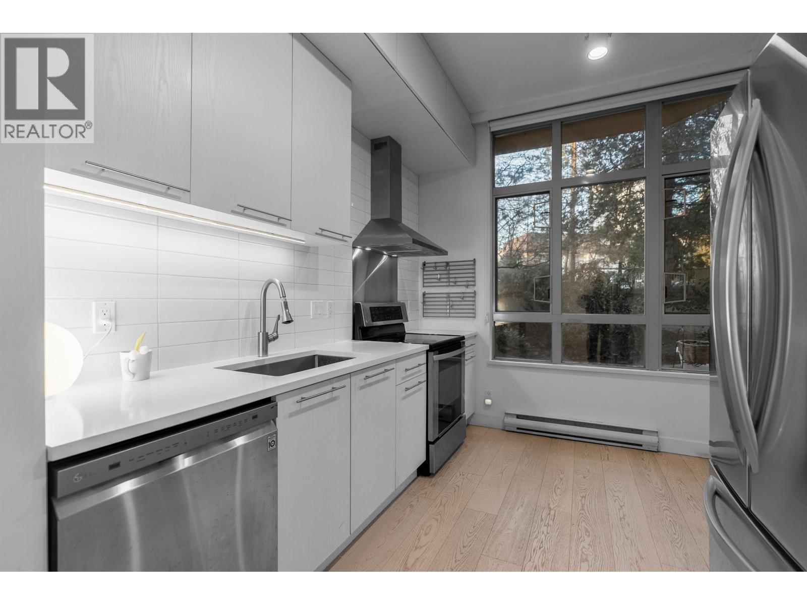 101 160 W Keith Road, North Vancouver, British Columbia  V7M 3M2 - Photo 7 - R3174598