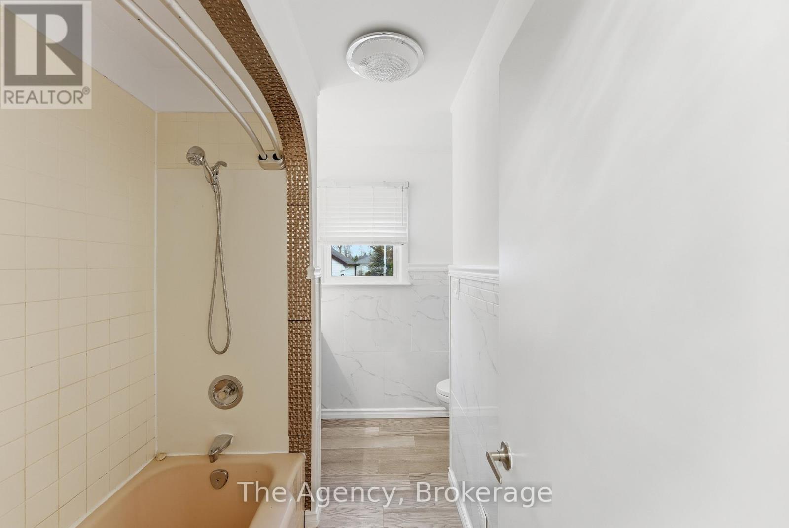 355 Bernard Avenue, Fort Erie, Ontario  L0S 1N0 - Photo 13 - X13066976