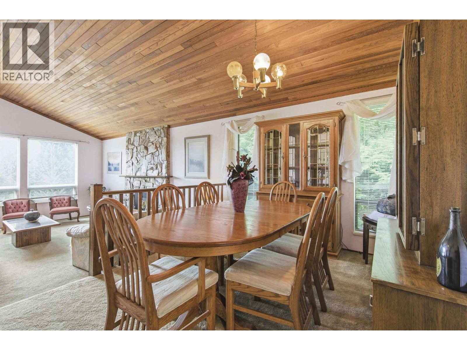 1215 Cypress Place, Port Moody, British Columbia  V3H 3Y7 - Photo 4 - R3174581