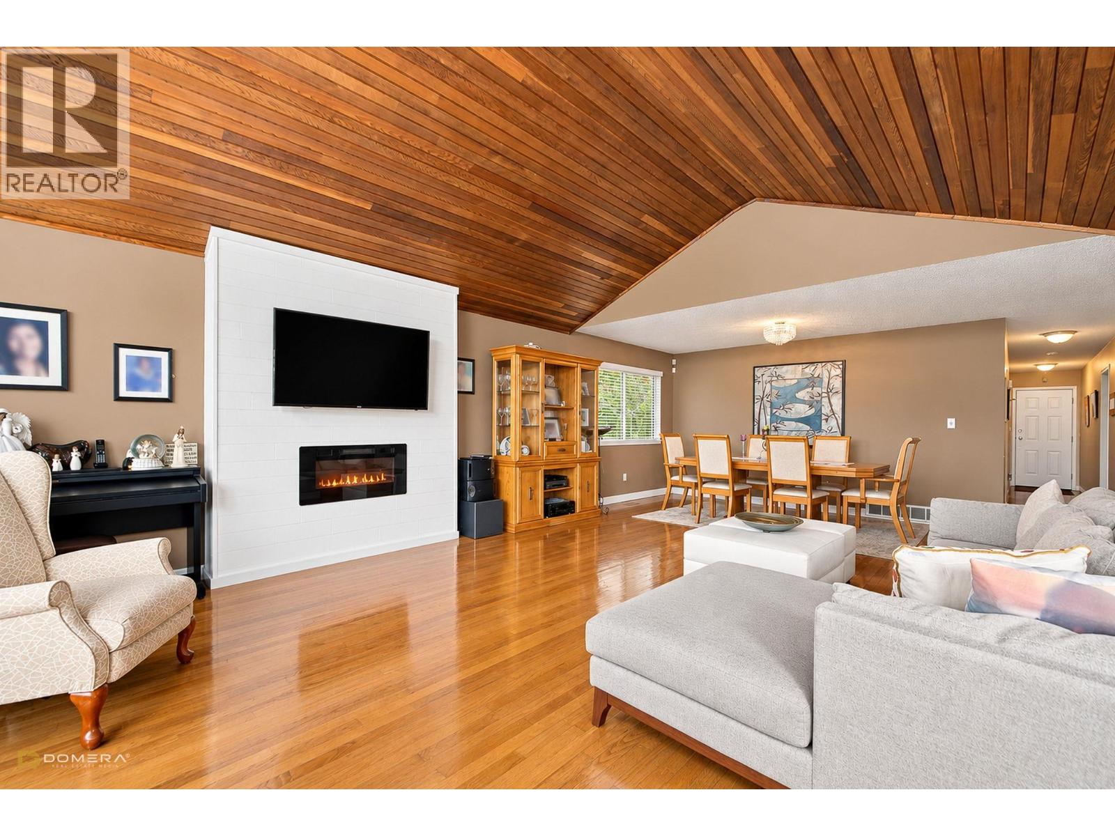 1415 Lansdowne Drive, Coquitlam, British Columbia  V3E 1Y5 - Photo 12 - R3174593