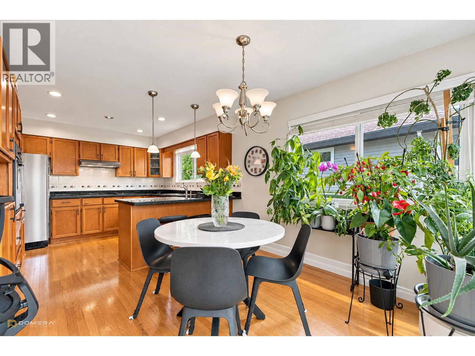 1415 Lansdowne Drive, Coquitlam, British Columbia  V3E 1Y5 - Photo 13 - R3174593
