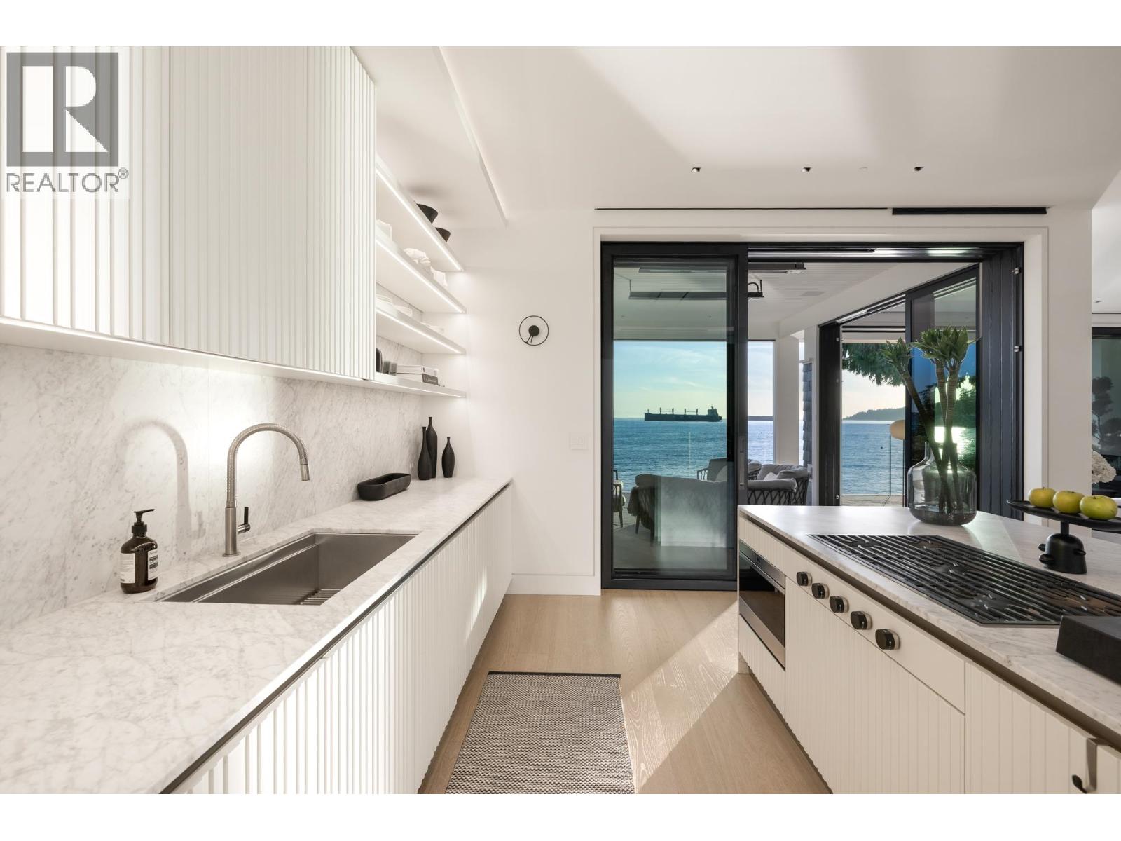 3156 Travers Avenue, West Vancouver, British Columbia  V7V 1G3 - Photo 12 - R3174607