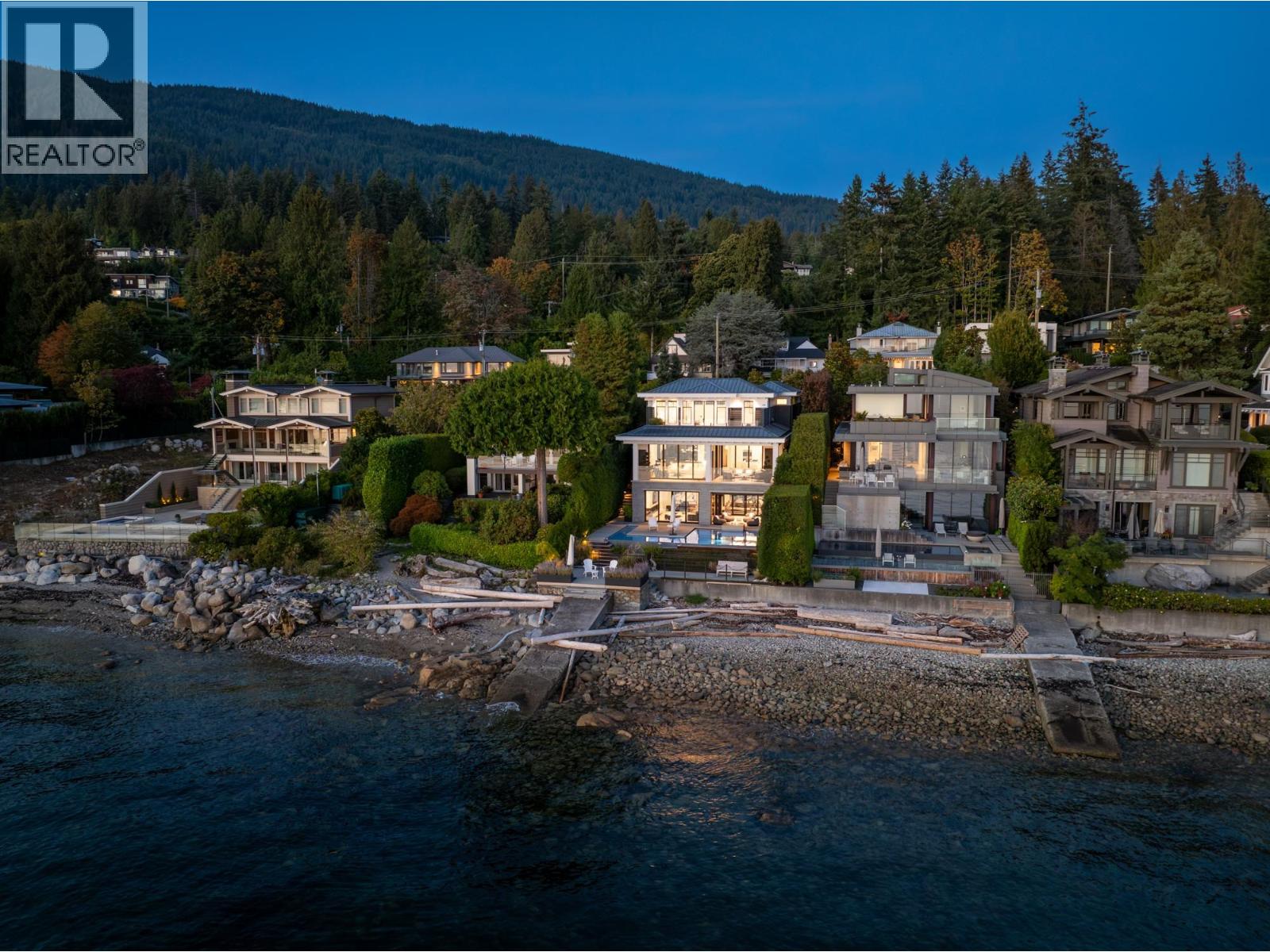 3156 Travers Avenue, West Vancouver, British Columbia  V7V 1G3 - Photo 30 - R3174607