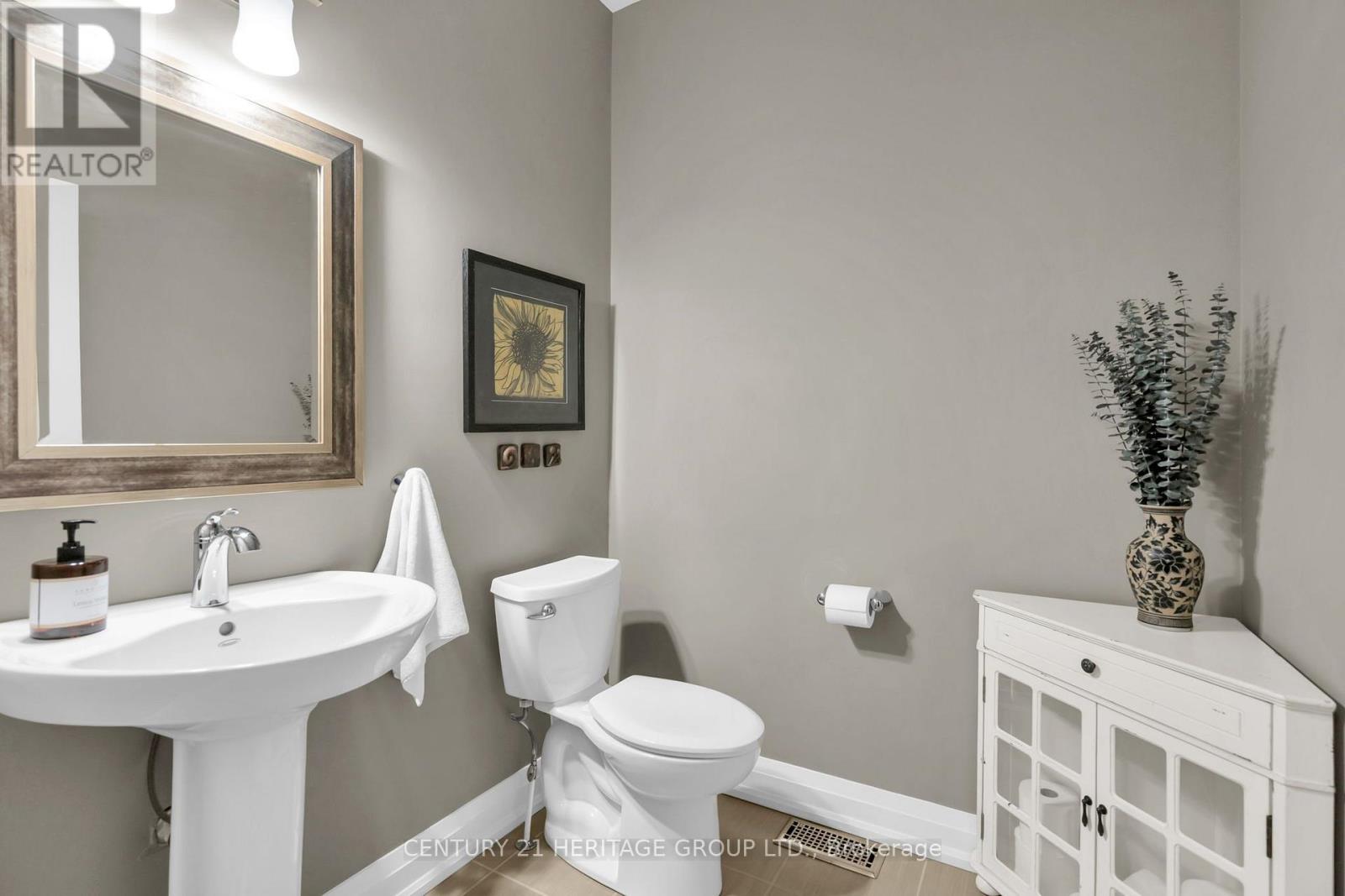 39 Landscape Drive, Oro-Medonte (Horseshoe Valley), Ontario  L0L 2L0 - Photo 9 - S14027460