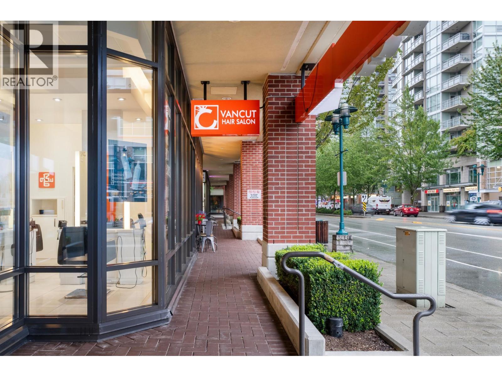 107 2957 Glen Drive, Coquitlam, British Columbia  V3B 0B5 - Photo 3 - C8082755