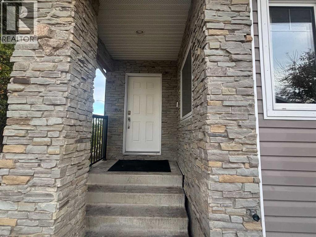 7 Chaisson Crossing, Whitecourt, Alberta  T7S 1B8 - Photo 2 - A2352061