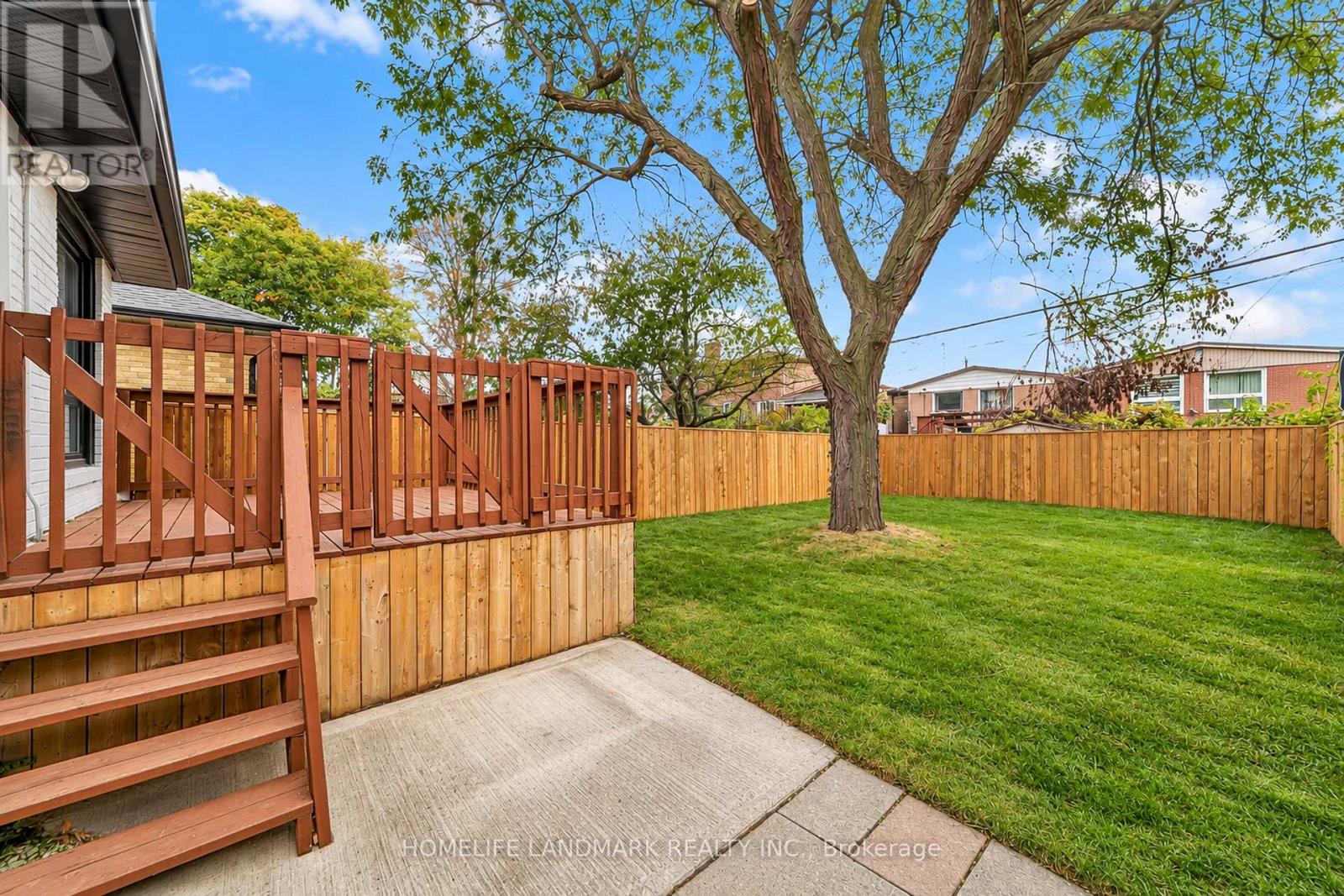 31A (MAIN FLOOR) LAUREL AVENUE
