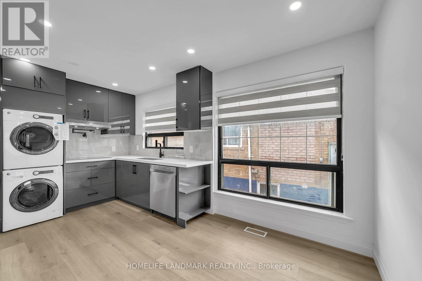 31a (Main Floor) Laurel Avenue, Toronto, Ontario  M1K 3J3 - Photo 5 - E13886102