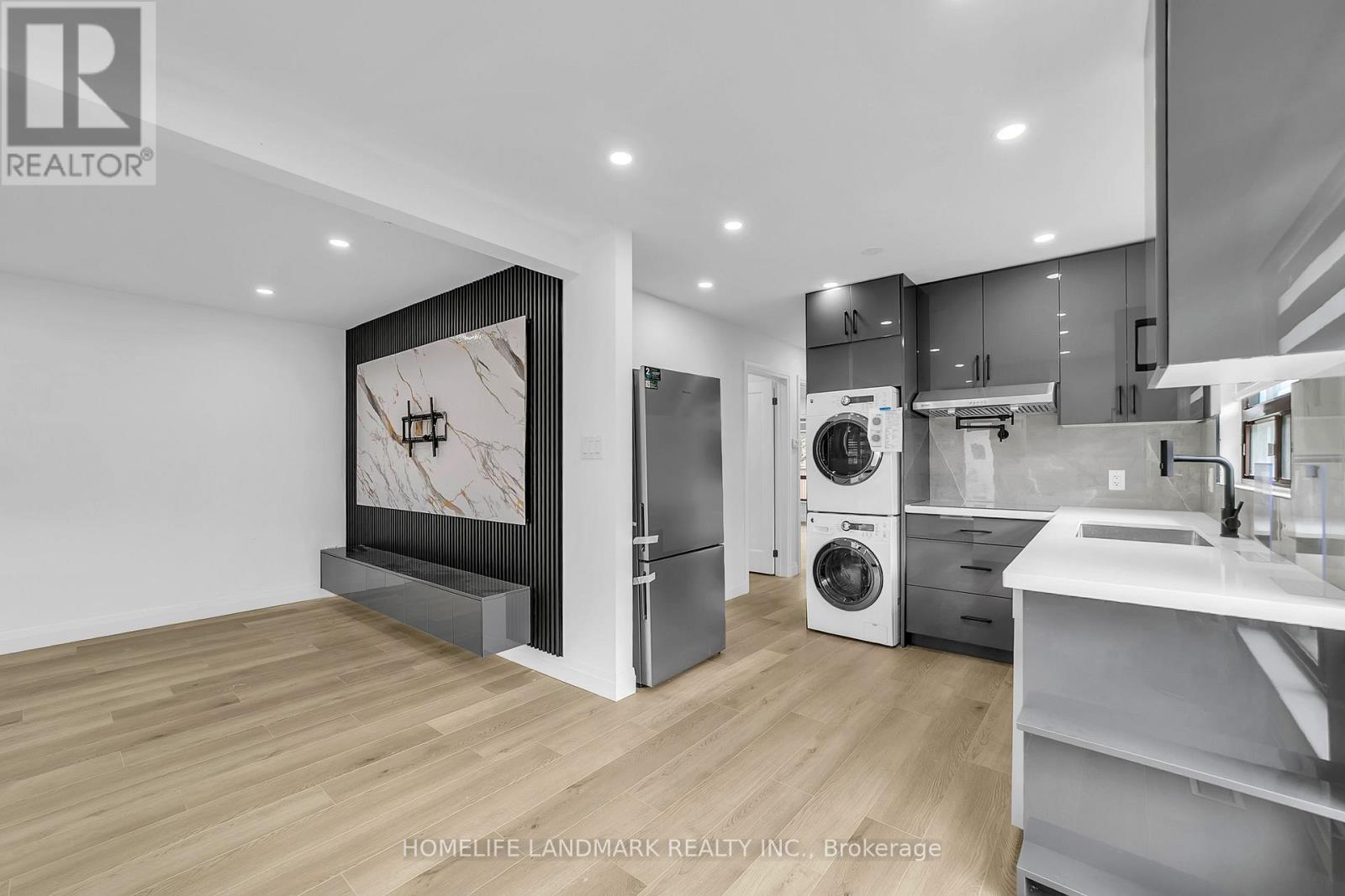 31a (Main Floor) Laurel Avenue, Toronto, Ontario  M1K 3J3 - Photo 6 - E13886102