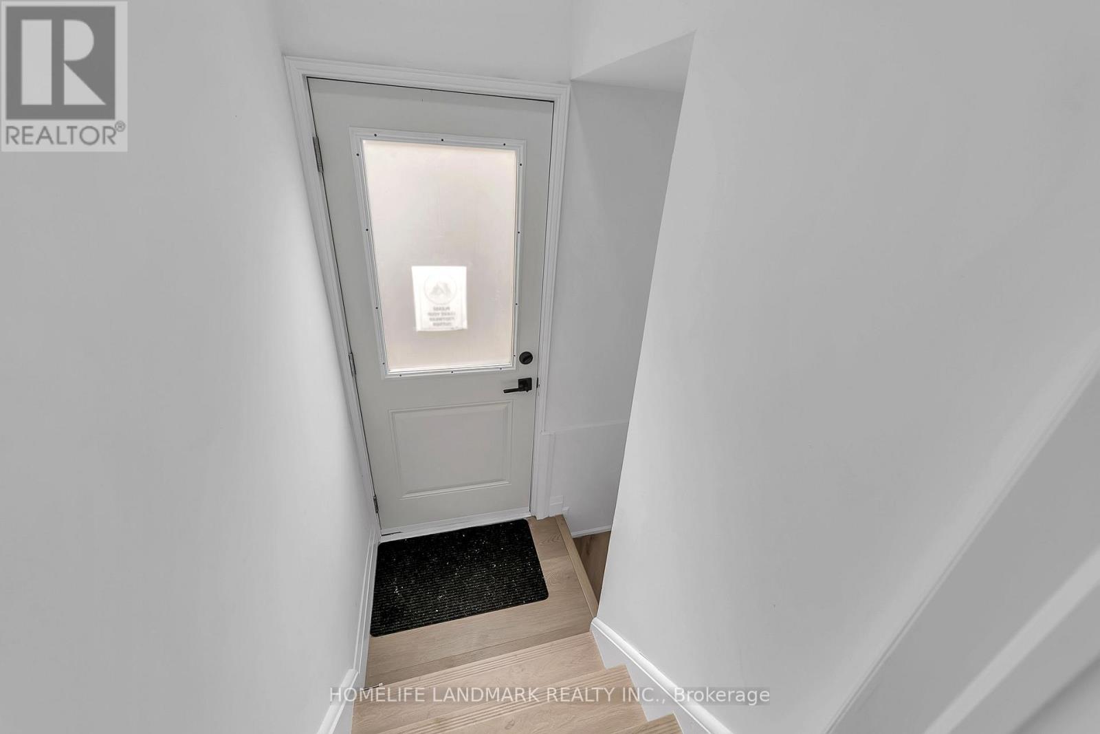 31a (Basement) Laurel Avenue, Toronto, Ontario  M1K 3J3 - Photo 9 - E13886124