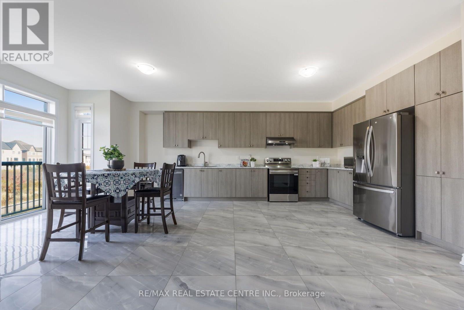 39 Goodview Drive, Brampton, Ontario  L6R 4C3 - Photo 14 - W14027486