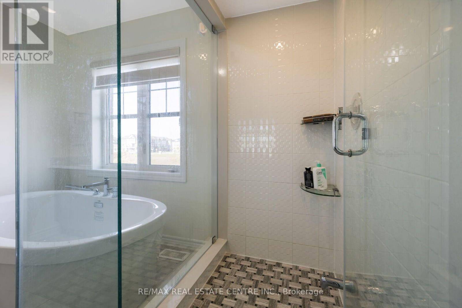 39 Goodview Drive, Brampton, Ontario  L6R 4C3 - Photo 26 - W14027486