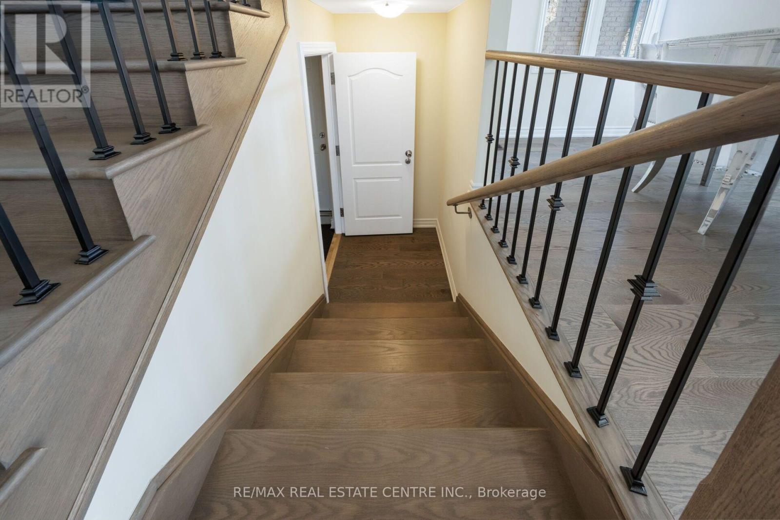 39 Goodview Drive, Brampton, Ontario  L6R 4C3 - Photo 40 - W14027486