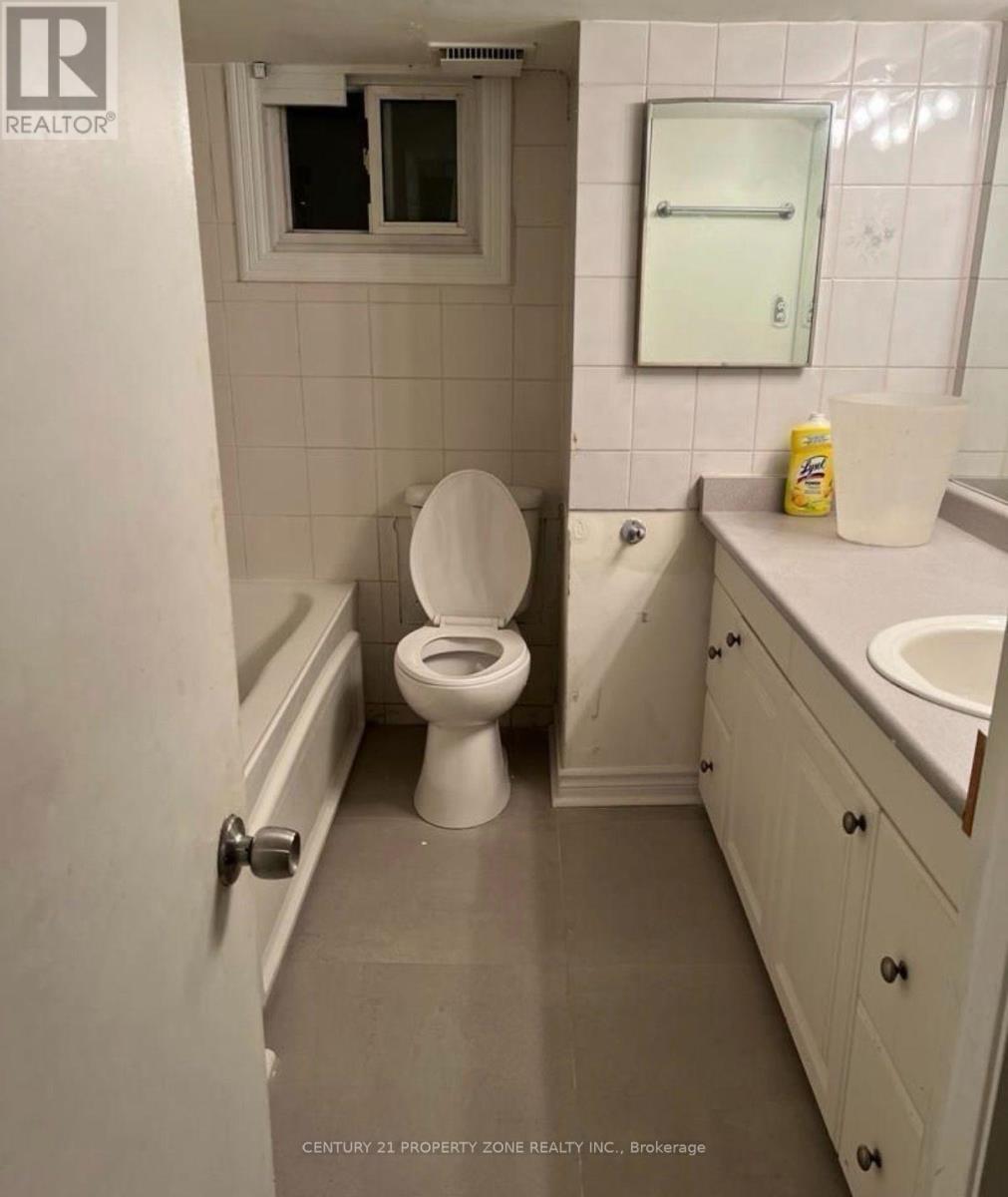 (Basement) - 28 Ladore Drive, Brampton, Ontario  L6Y 1V5 - Photo 7 - W14027496