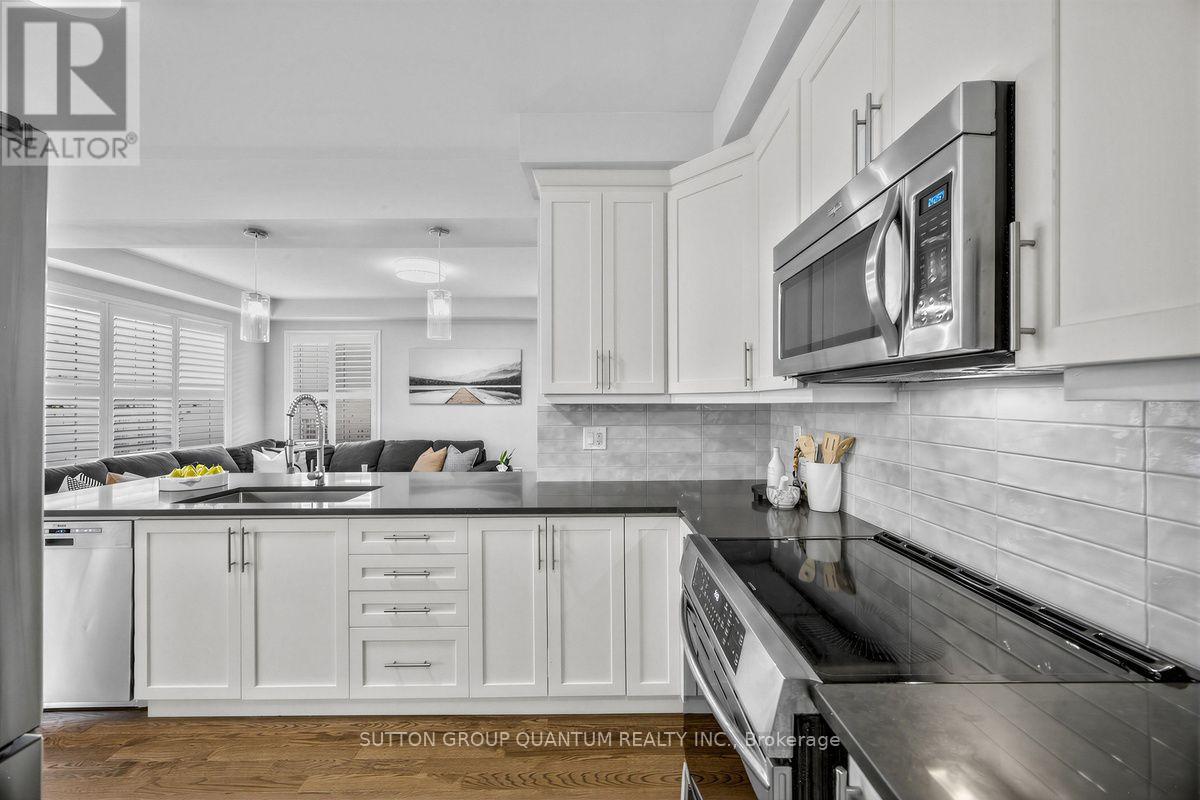 1413 Connaught Terrace, Milton, Ontario  L9E 0B2 - Photo 17 - W14027510