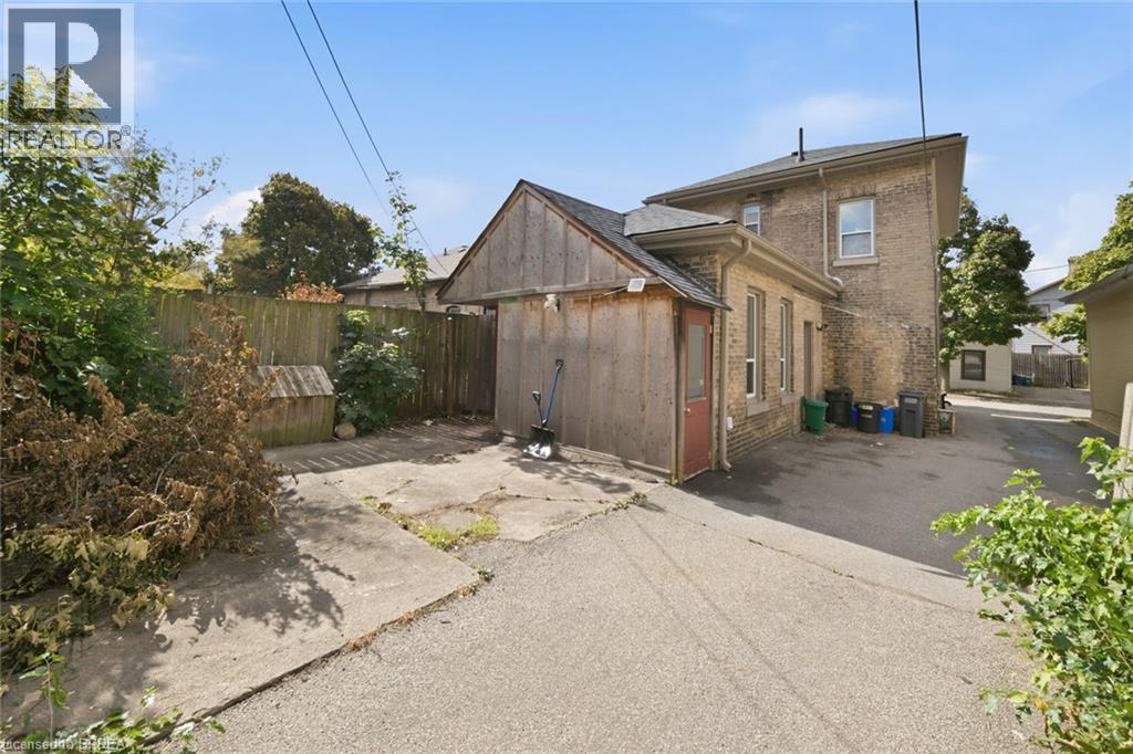 97 Queen Street, Brantford, Ontario  N3T 3C1 - Photo 20 - 40870364