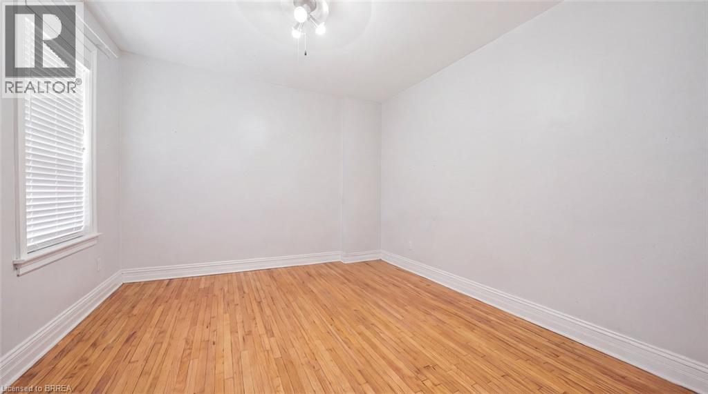 97 Queen Street, Brantford, Ontario  N3T 3C1 - Photo 6 - 40870364