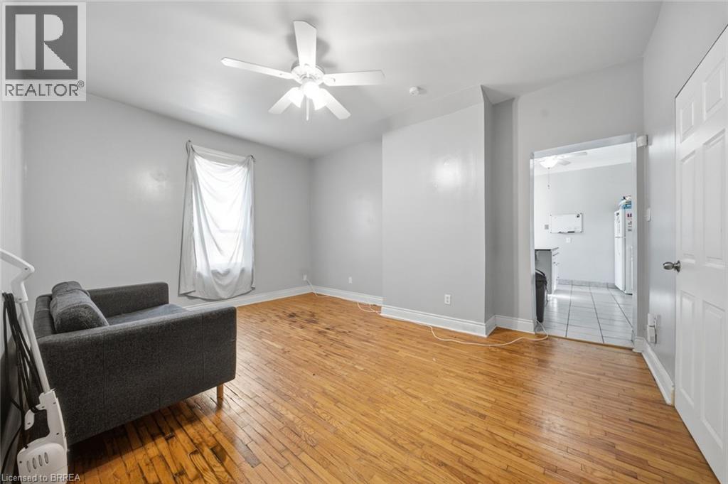 97 Queen Street, Brantford, Ontario  N3T 3C1 - Photo 7 - 40870364