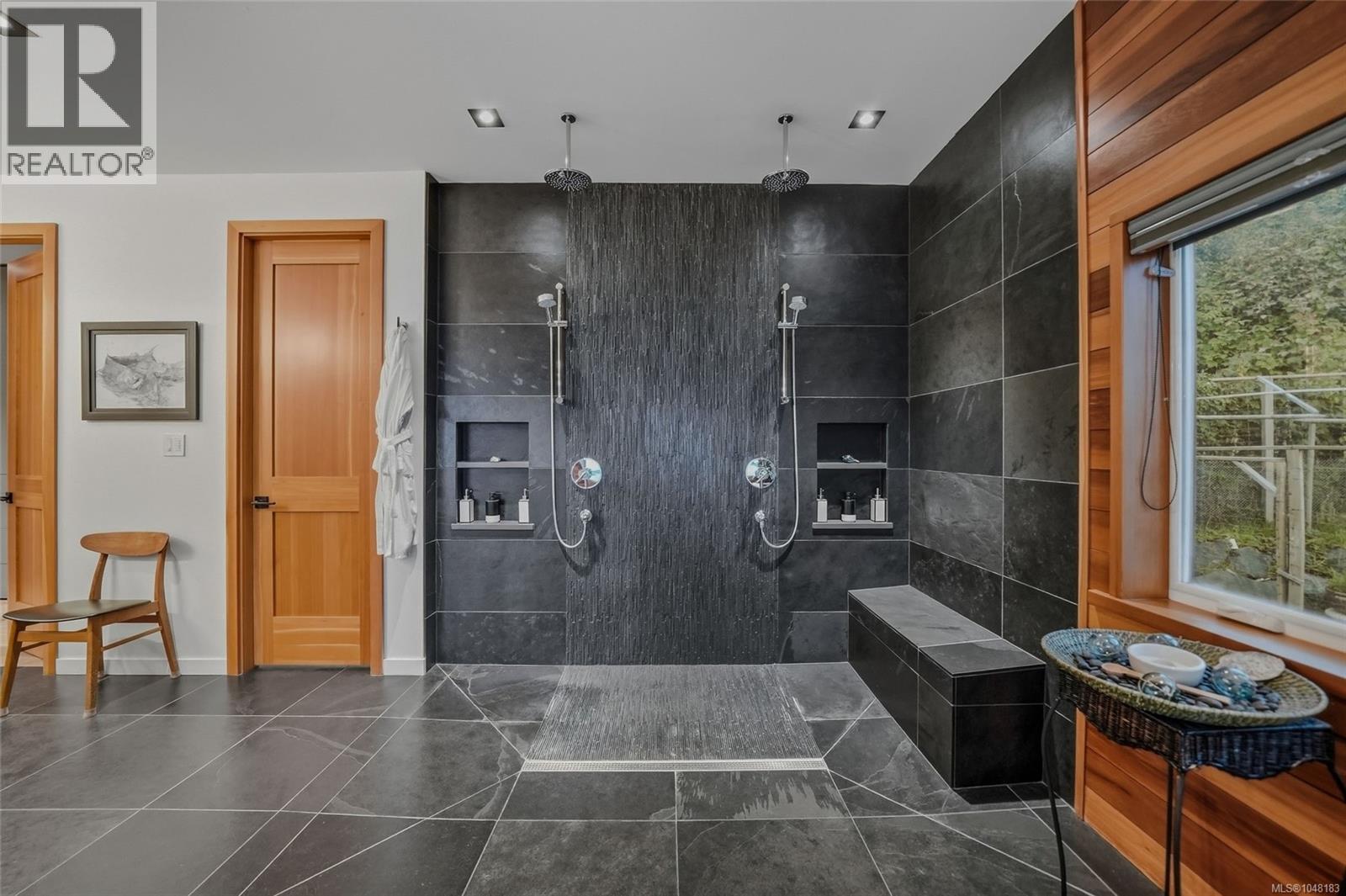3875 Discovery Dr, Campbell River, British Columbia  V9W 4X4 - Photo 45 - 1048183