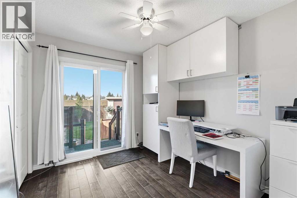 84 Glendale Way, Cochrane, Alberta  T4C 1H9 - Photo 16 - A2350337