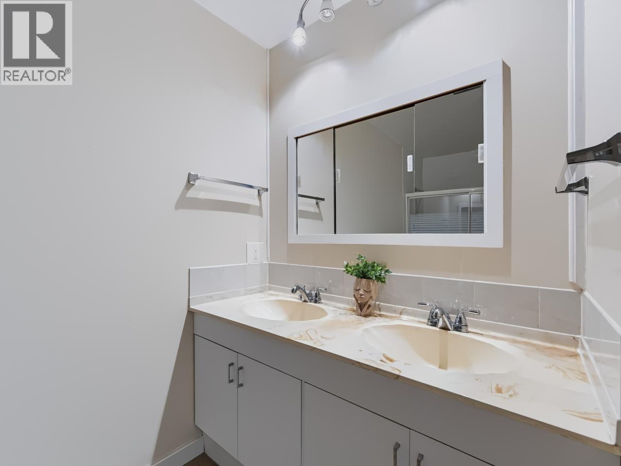 308 9202 Horne Street, Burnaby, British Columbia  V3N 4K2 - Photo 16 - R3174596