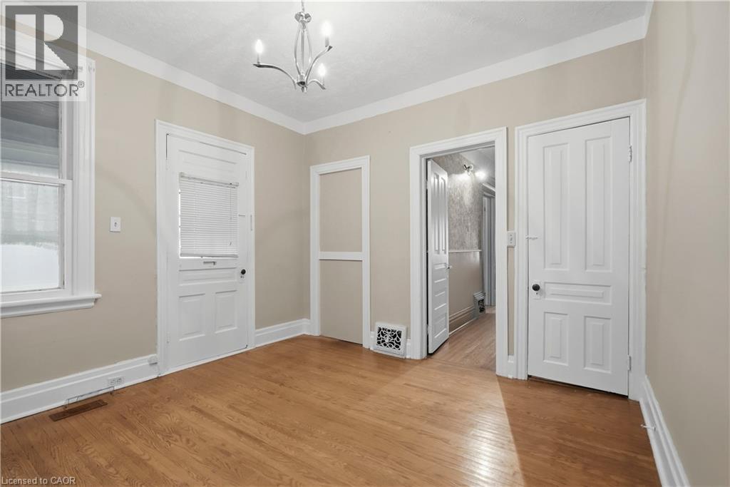 418 Main Street W, Hamilton, Ontario  L8P 1K6 - Photo 14 - 40869845