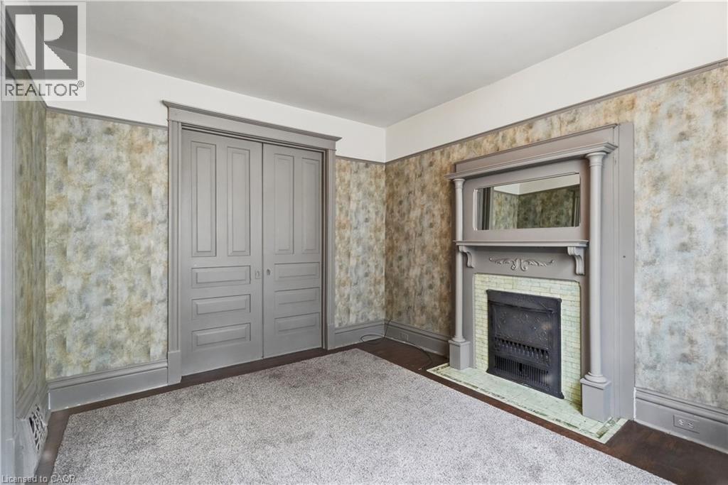 418 Main Street W, Hamilton, Ontario  L8P 1K6 - Photo 6 - 40869845