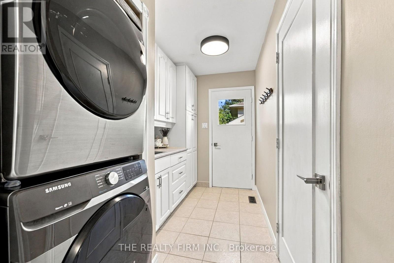 43 Fairlane Crescent, London South, Ontario  N6K 3E1 - Photo 17 - X14027646