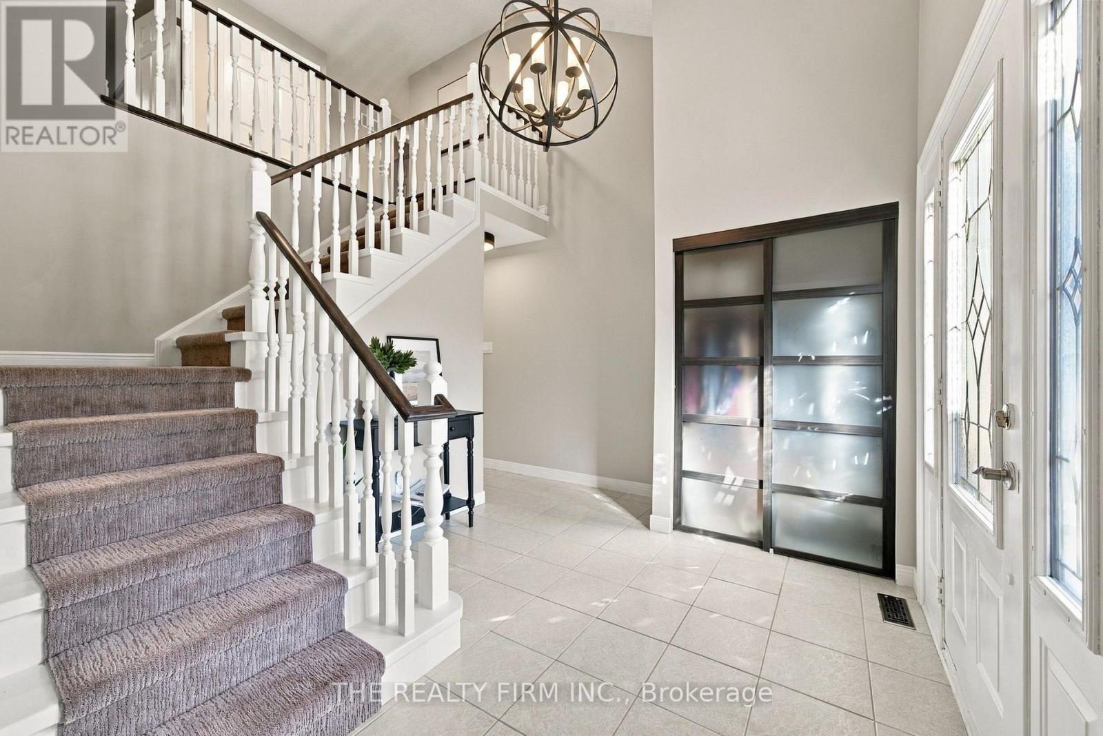 43 Fairlane Crescent, London South, Ontario  N6K 3E1 - Photo 3 - X14027646