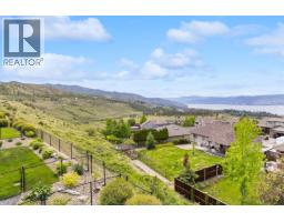 796 Kuipers Crescent Unit# 2, Kelowna, British Columbia V1W 0C2 - Photo 33 - 10402658