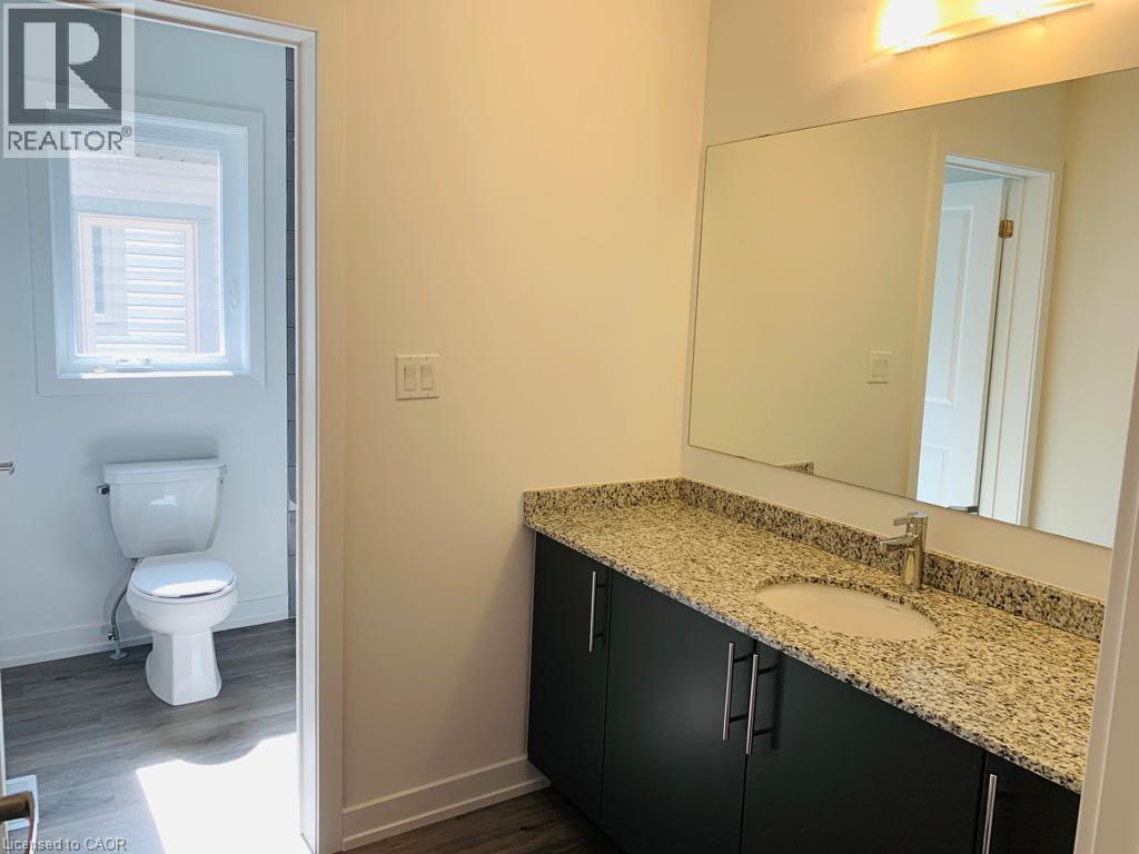 205 West Oak Trail Unit# 31, Kitchener, Ontario  N2R 0R9 - Photo 11 - 40870652