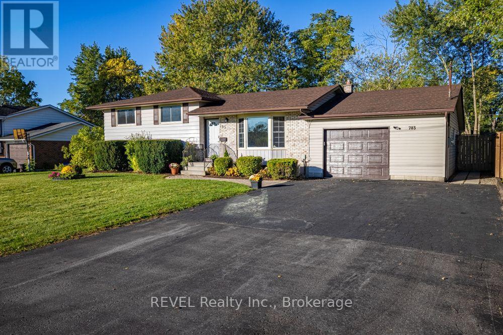 783 Daytona Drive, Fort Erie, Ontario  L2A 5V3 - Photo 2 - X14027584