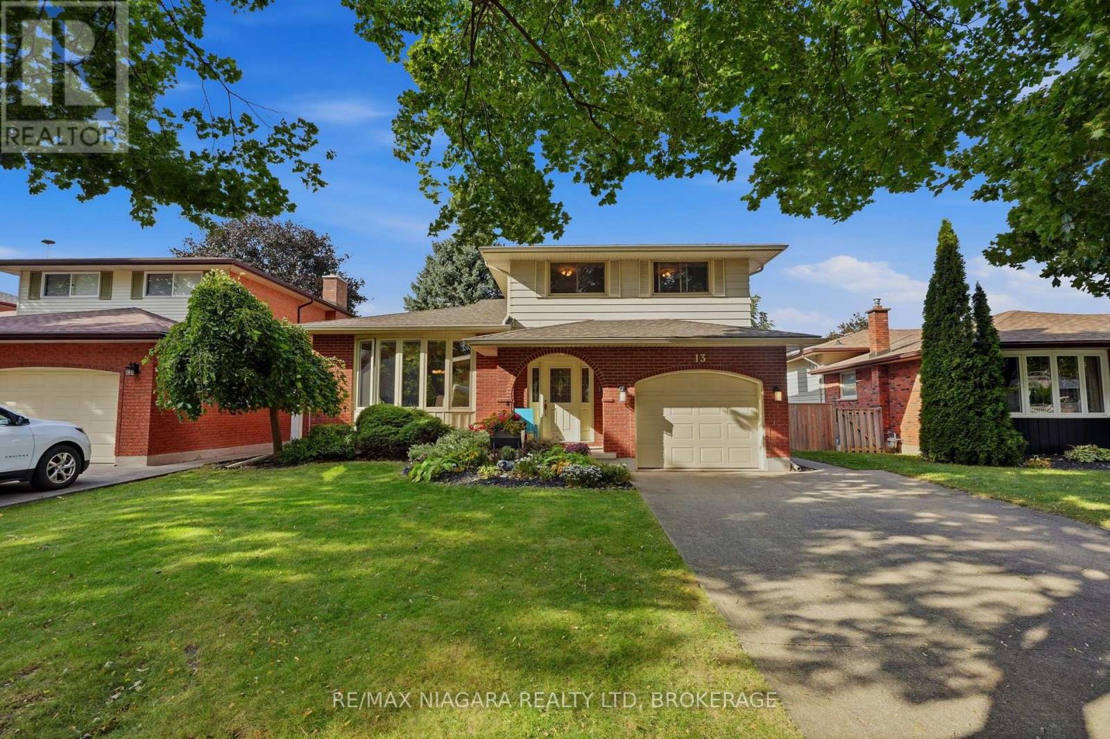 13 CHATHAM ROAD, St. Catharines, Ontario