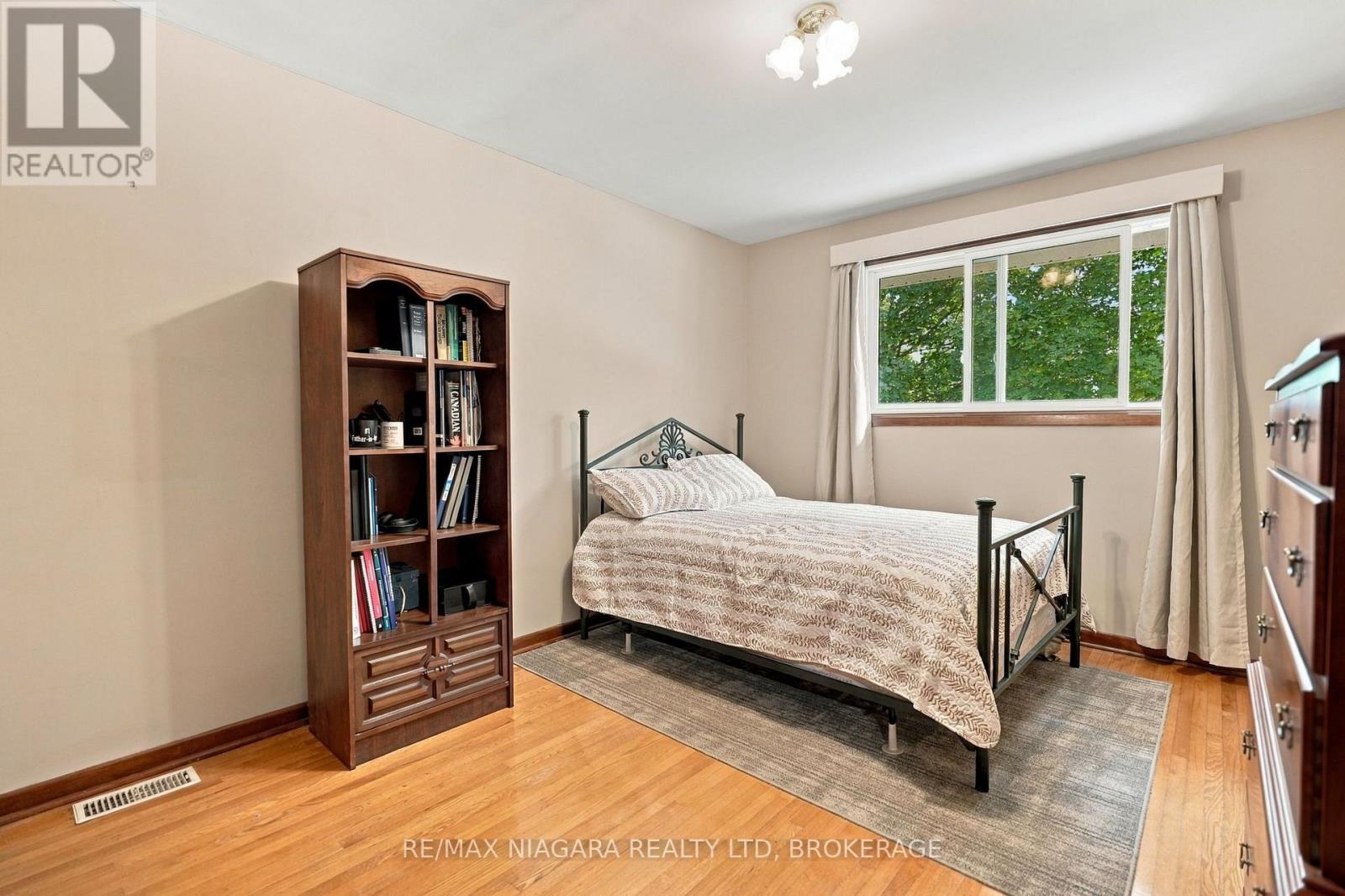 13 Chatham Road, St. Catharines, Ontario  L2M 4N7 - Photo 19 - X14027670