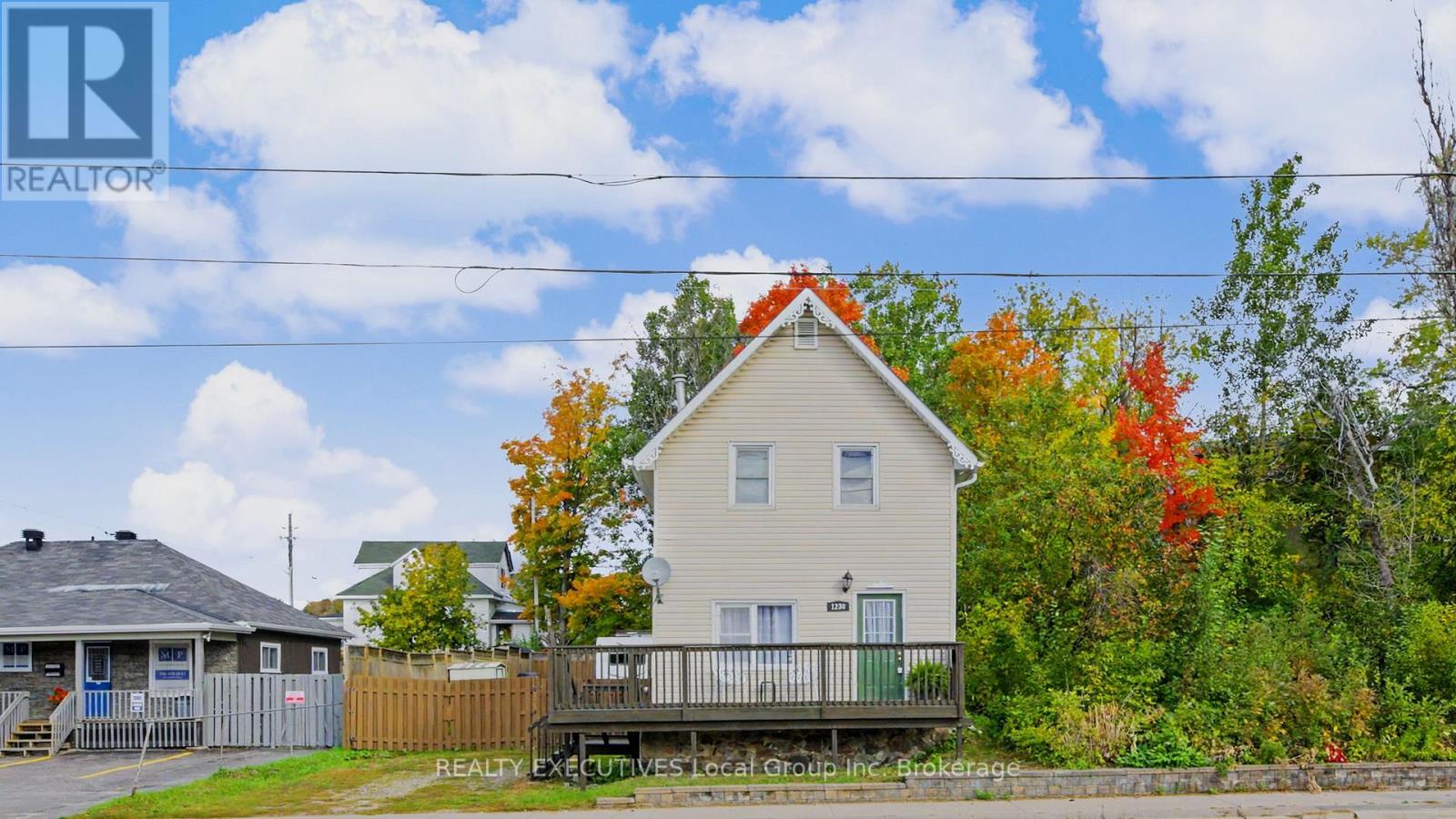 1230 Cassells Street, North Bay, Ontario  P1B 4B7 - Photo 1 - X14027626