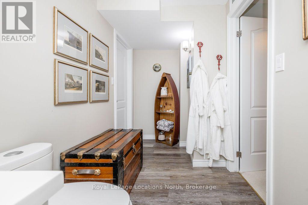 51 Christy Drive, Wasaga Beach, Ontario  L9Z 0E5 - Photo 34 - S14027628