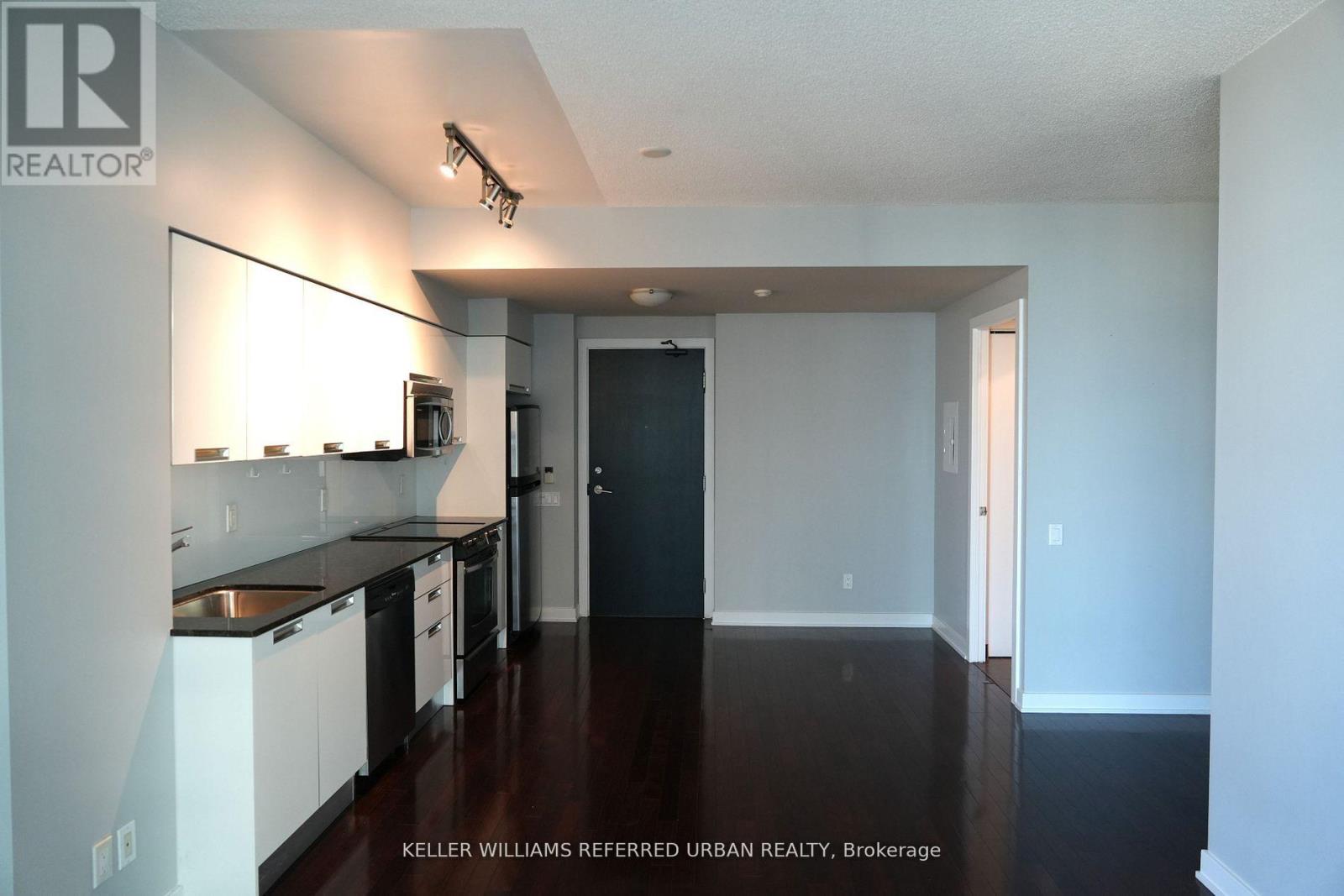 3401 - 33 Charles Street E, Toronto, Ontario  M4Y 0A2 - Photo 2 - C14027618