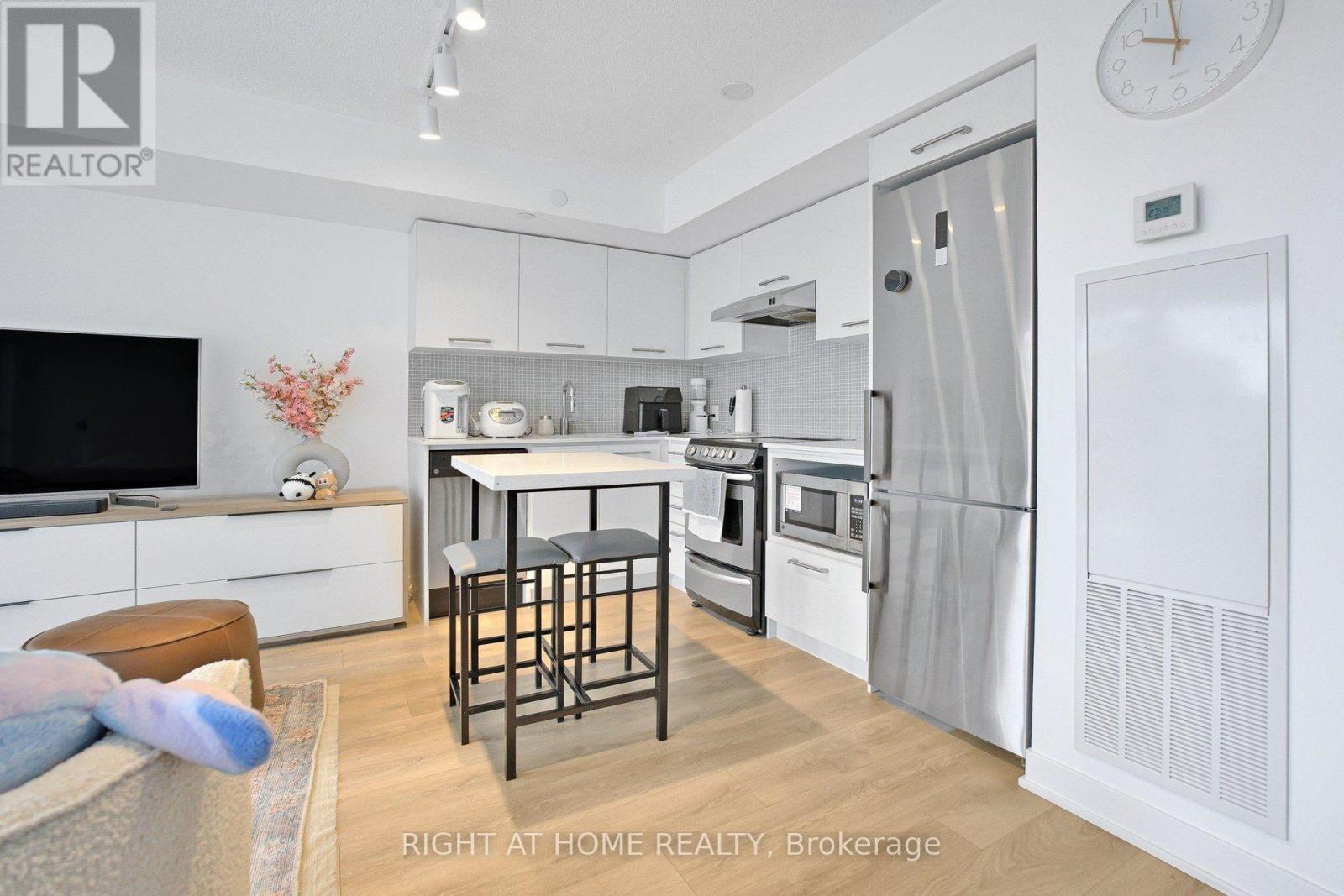1406 - 87 Peter Street, Toronto, Ontario  M5V 0P1 - Photo 8 - C14027696
